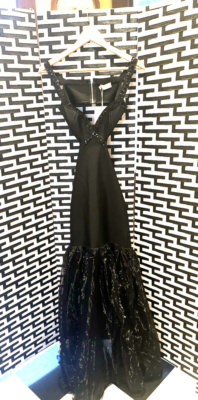 CAMILA BLANCO BLACK LONG DRESS, SIZE 4, BACK ZIPPER , NEW WITH TAGS